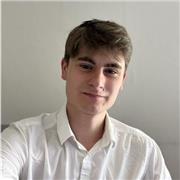 Professeur de Mathématiques / Français / Histoire à Paris.